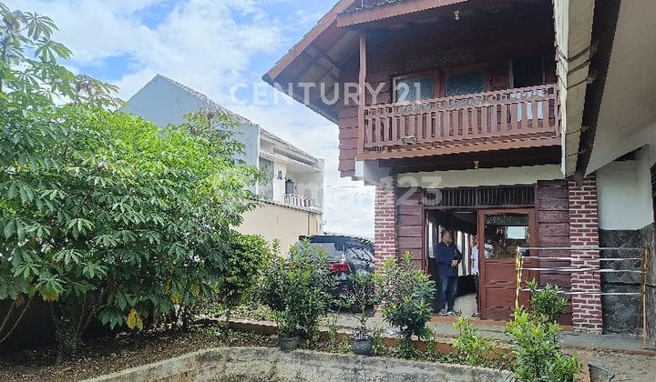 Affordable House Villa near Kota Baru Parahyangan