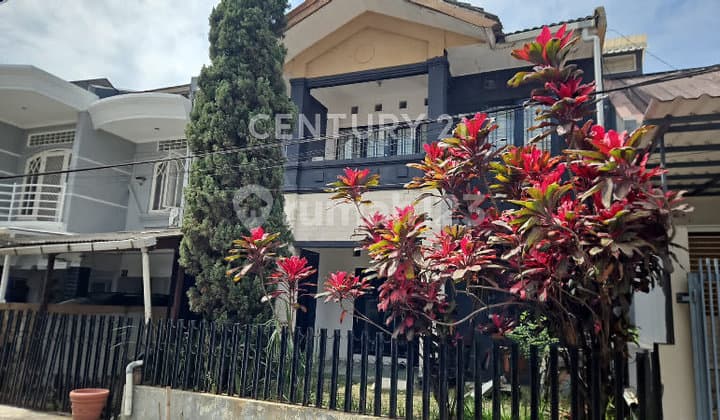 2-story house in Muara Sari Street, Tegalega, Bandung City
