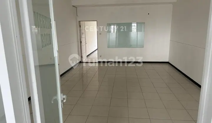 Sewa Ruko Strategis 3 Lantai di Karapitan Bandung