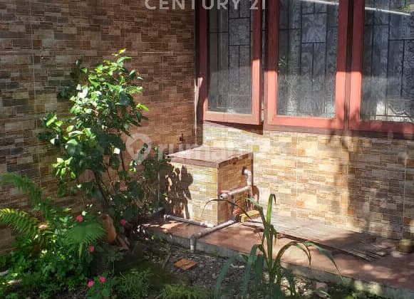 Murah !! Rumah Asri Dan Luas Di Margacinta