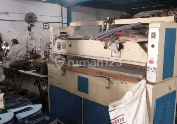 DIJUAL PABRIK SEPATU LOKASI SOUTH TANRISE SIDOARJO