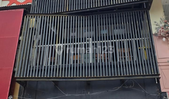 Disewakan Ruko 3 Lantai Citra Garden 6