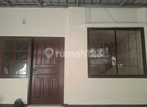 For Rent House in Taman Palem Lestari, West Jakarta