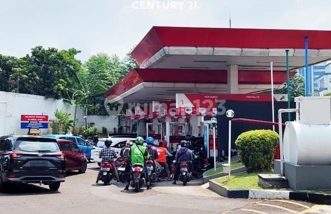 For Sale: Land with Active Gas Station in South Jakarta Fr 14569