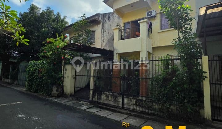 Rumah 2 Lantai Bagus Kav Dki