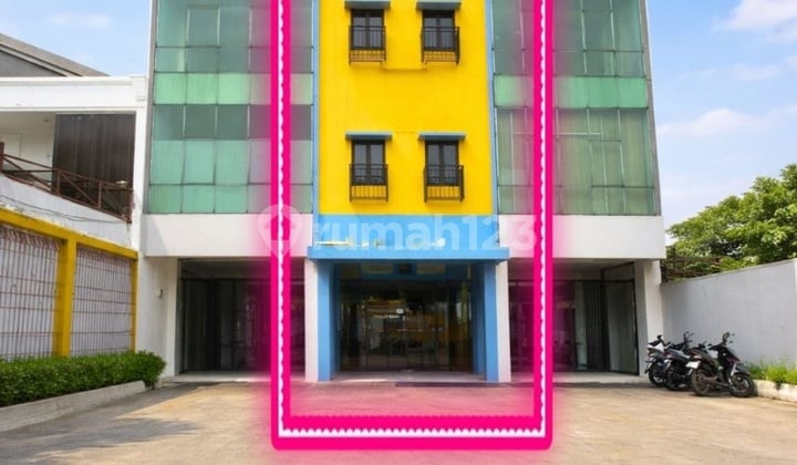 Dijual Ruko Lokasi Pinggir Jalan Dekat Lebak Bulus