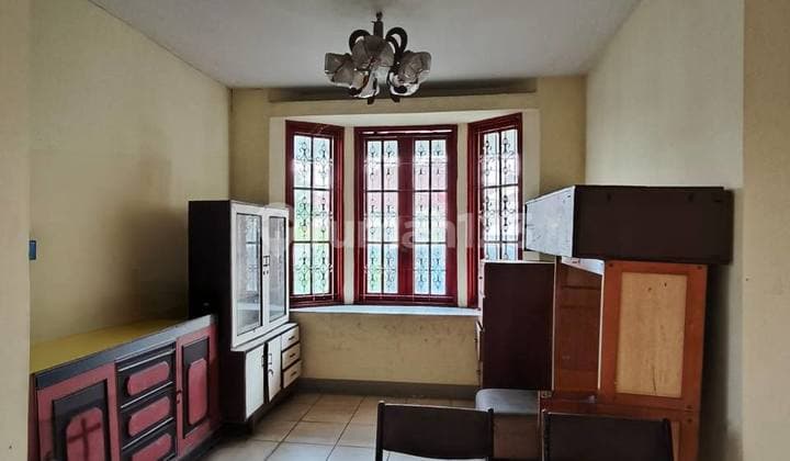 Attractive Price House, 340 sqm in Megapolitan, near Brigif Toll Road.