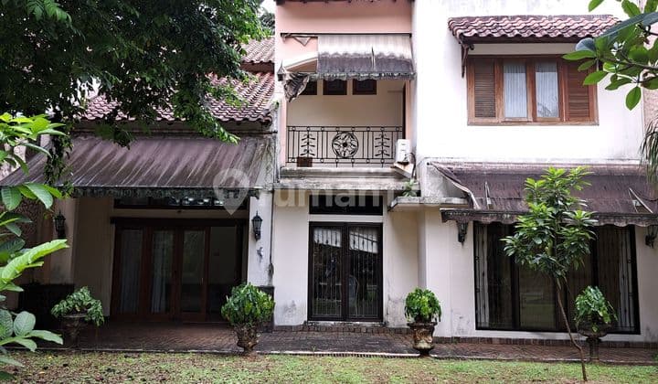 Rumah 2 Lantai Di Komplek Laguna Graha Cinere