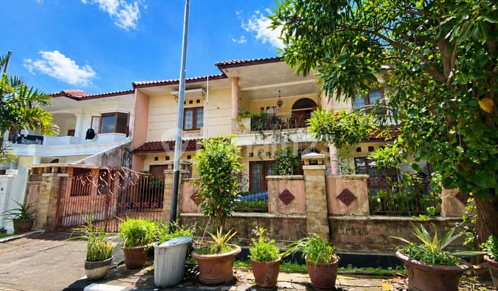 Sturdy House 450m² with Garden View at Villa Cinere Mas, Near Lbkbulus