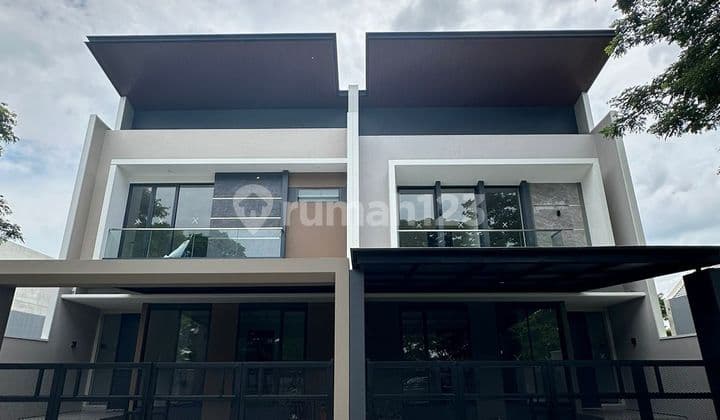 Rumah Minimalis di Graha Natura Blok D, 2 Lantai Modern