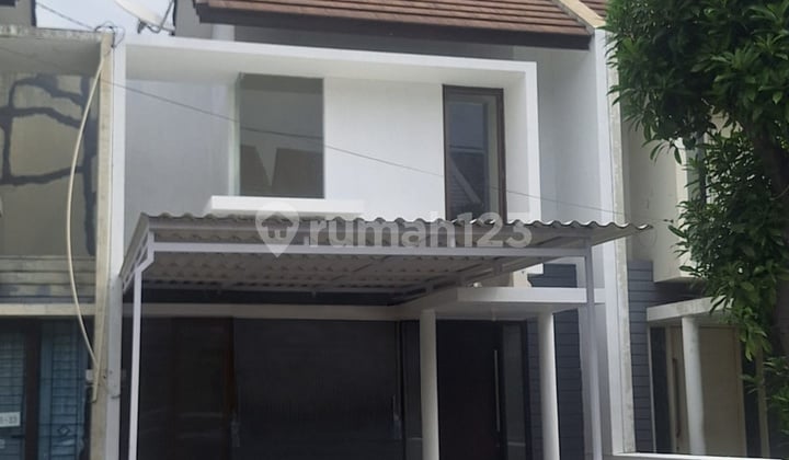 Dijual Rumah Pantai Mentari 2 Lantai Siap Huni Murah
