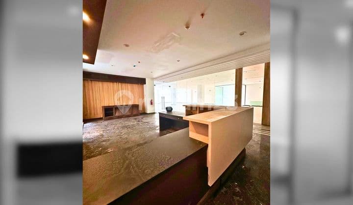 Gedung Kantor Bagus Siap Pakai 6 Lantai di Kebon Sirih