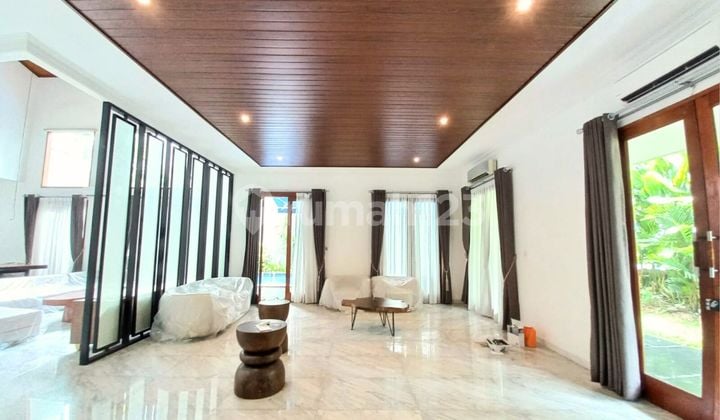 Rumah Mewah Cantik Siap Huni di Lokasi Elite Kuningan, Lingkungan Nyaman