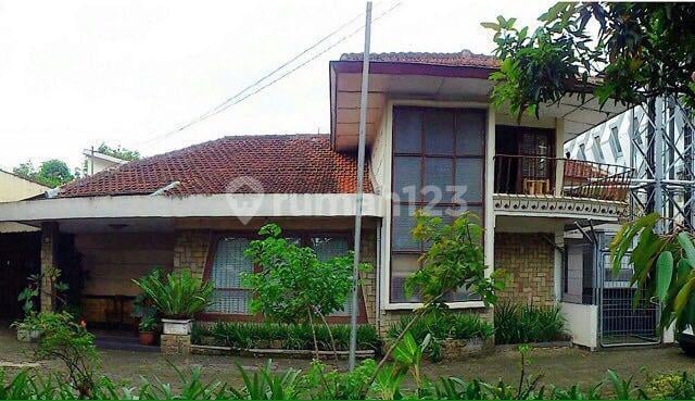 Rumah Supratman Sangat Terawat area Komersial termasuk kamar kost
