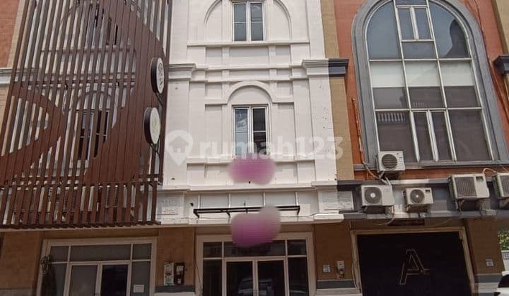 Dijual Ruko Thematic 3 Lantai