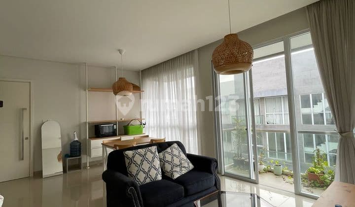 Apartemen Rainbow Spring Condovillas 3 Kamar Tidur Bagus Furnished