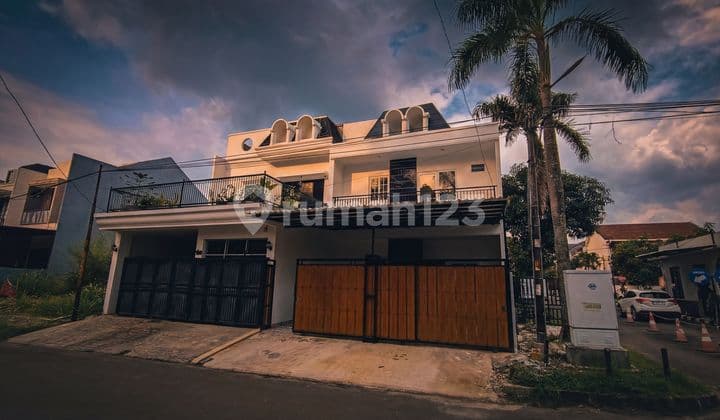 Dijual Rumah Pinggir Jalan Boulevard Regency Melati Mas