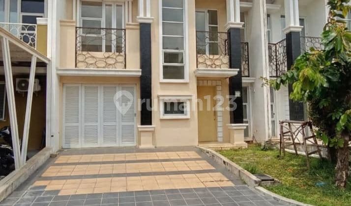 Rumah 2 Lantai di Cluster Fiordini, Il Lago, Gading Serpong