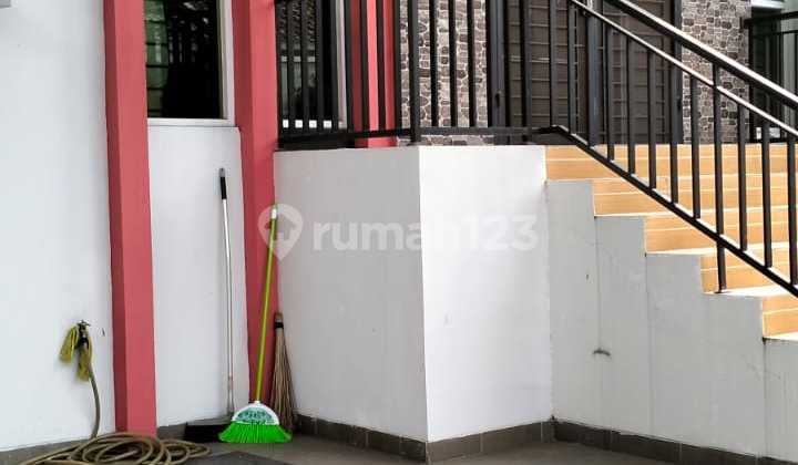 Rumah 2 Lantai Baru Semi Furnished SHM di Lippo Cikarang, Cikarang
