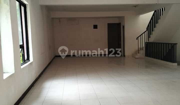 Dekat Akses Tol, Ruko, 3 Lantai, HGB, Siap Huni Ruko Podium