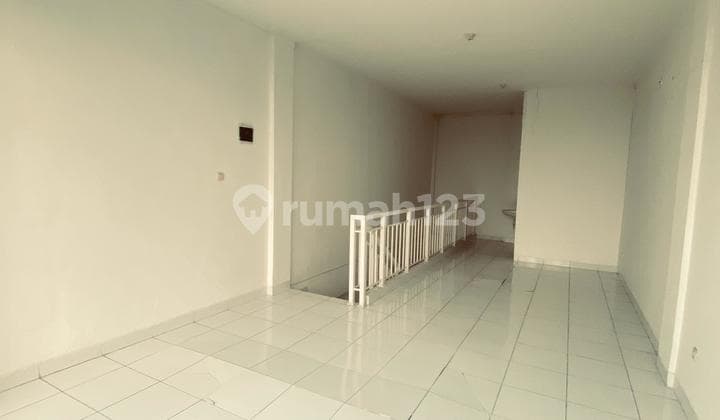 Ruko Bagus Jababeka, Bekasi green market