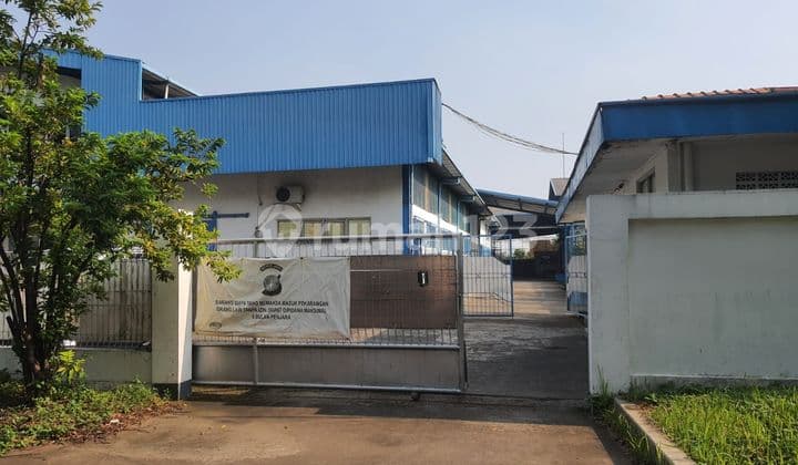 Gudang Bagus Ex Farmasi Dekat Pintu Tol Cikarang Barat Jababeka