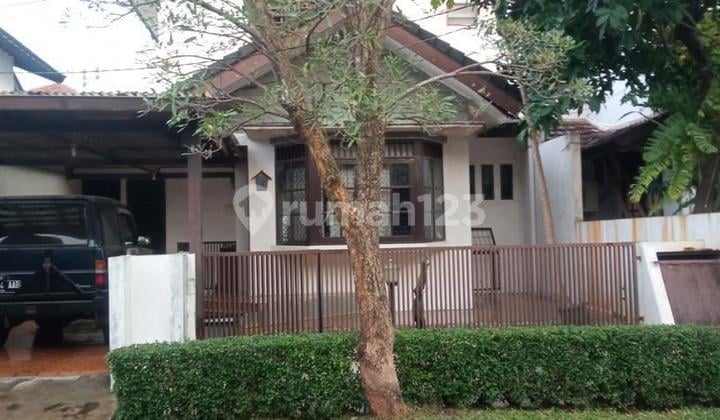 Rumah 2 Lantai Siap Huni Dalam Komplek Di Bintaro Sektor 5