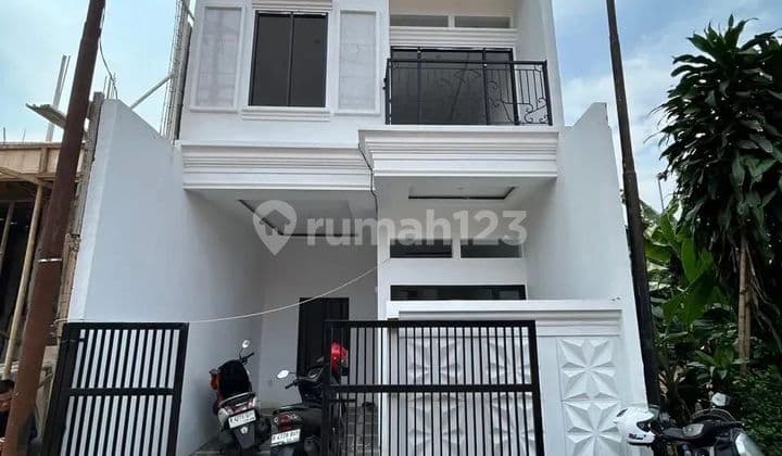 Rumah 3 Lantai SHM Milik Ready Stock DP 0