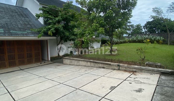 Di Sewakan Rumah Full Furnish Konsep Rumah Taman di Sentul City