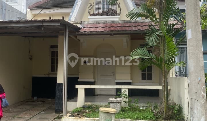 For Rent: One Step to CBD Sentul City House