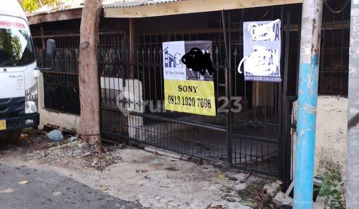 Rumah Bebas Banjir, Nyaman dan Udara Segar di Kramat S278