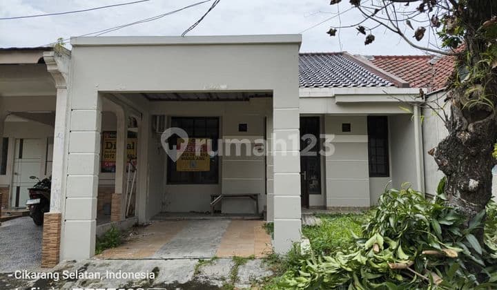 Disewakan Rumah Harga Terjangkau di Cluster Beverly - Lingkungan Nyaman & Aman