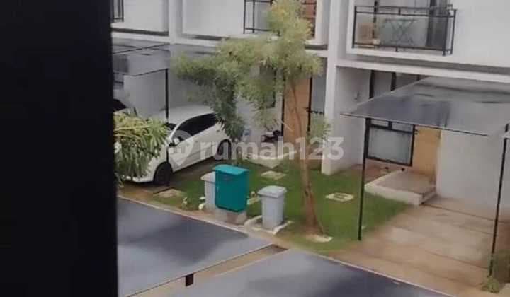 Over Kredit Rumah Minimalis di Cluster Uptown - Hunian Modern, DekatFasilitas Umum & Bebas Banjir!