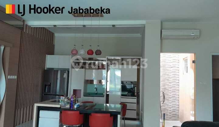 Dijual Rumah Terawat Bonus Furniture Cluster Elysium