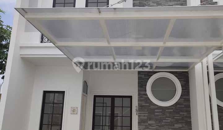 Dijual Rumah Hook 2 Lantai Cluster Sevilla Town House Jababeka
