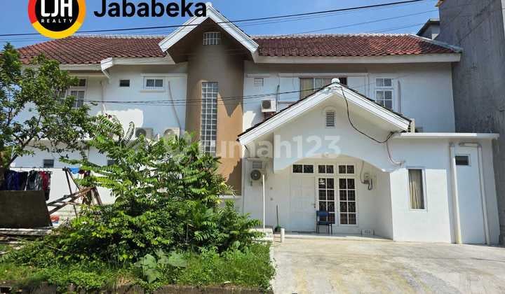 Dijual Kos kos 26 Pintu lokasi Strategis Meadow Green Lippo Cikarang