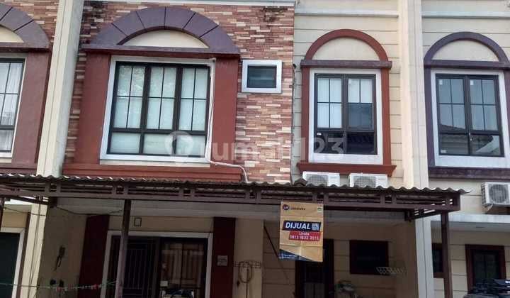 Dijual Rumah 2,5 Lantai Lokasi Strategis Cluster D Cataluna Jababeka