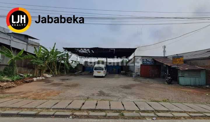Dijual Tanah Pinggir Jalan Raya Cocok untuk Tempat Parkit atau Usaha Lain Nya