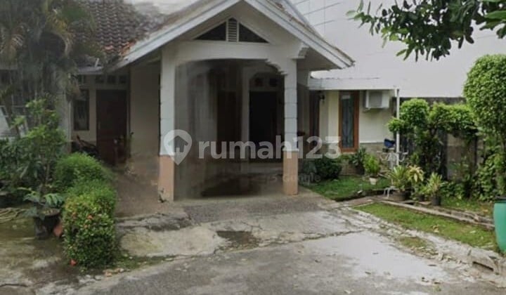 Hunian Eksklusif di Taman Beverly Lippo Cikarang - Semi Furnished, Siap Ditempati!