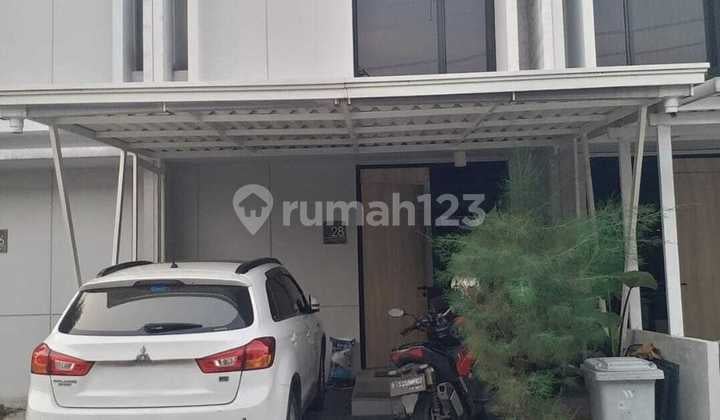 For Rent or Sale 2-Story House in Waterfront Cluster Lippo Cikarang