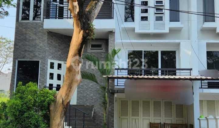 For Sale or Rent 2-Story House in Simpruk Cluster, Lippo Cikarang