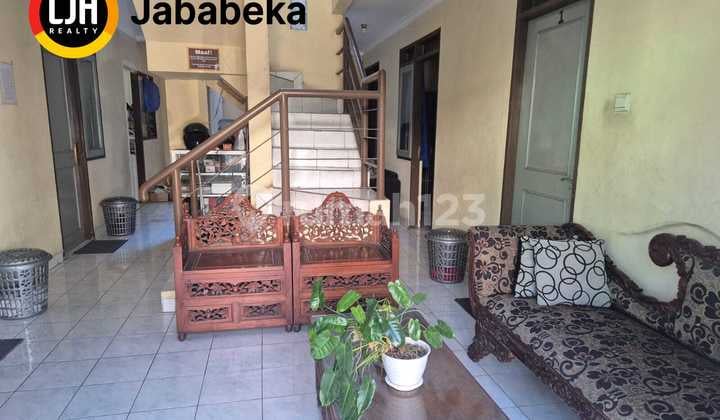 For Sale: Pavilion Boarding House Jababeka - 2 Units, 20 Furnished Rooms - Busy and Strategic Location