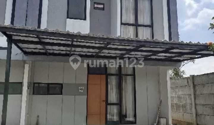 Over Kredit Rumah Modern di Rotterdam Jababeka - Lokasi Strategis!