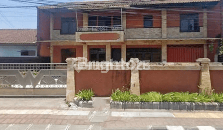 TANAH BONUS RUMAH 2,5 LANTAI - LOKASI STRATEGIS DI DENPASAR UTARA