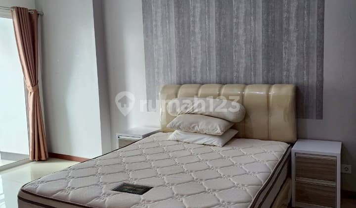 Disewa Condominium 2 Kamar Furnish.