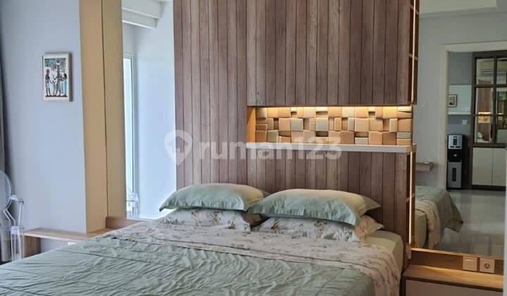 For Rent: 2-Bedroom Condominium, Fully Furnished, Nice and Comfortable.