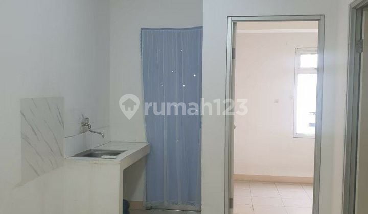 DISEWA APARTEMEN 2 KAMAR KOSONG.VIEW KOLAM RENANG