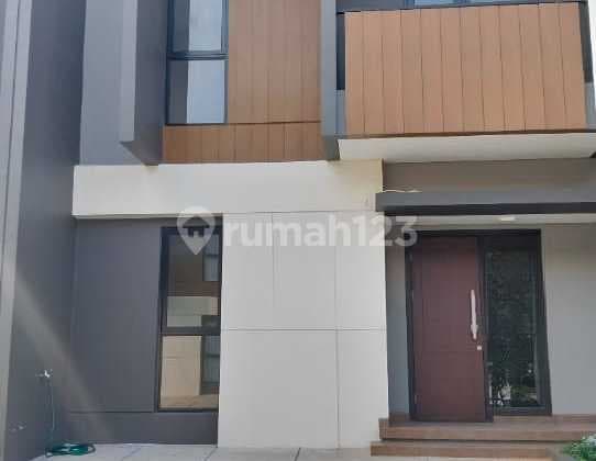 Summarecon Crown Gading Siap Huni Modern Minilamis 2 Lantai