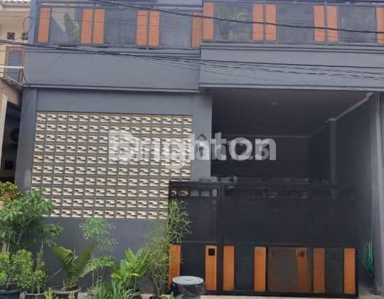 RUMAH CANTIK SIAP HUNI DEKAT SUMMARECON MALL BEKASI