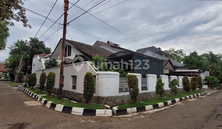 Rumah Hoek Murah Cantik Siap Huni Pondok Gede